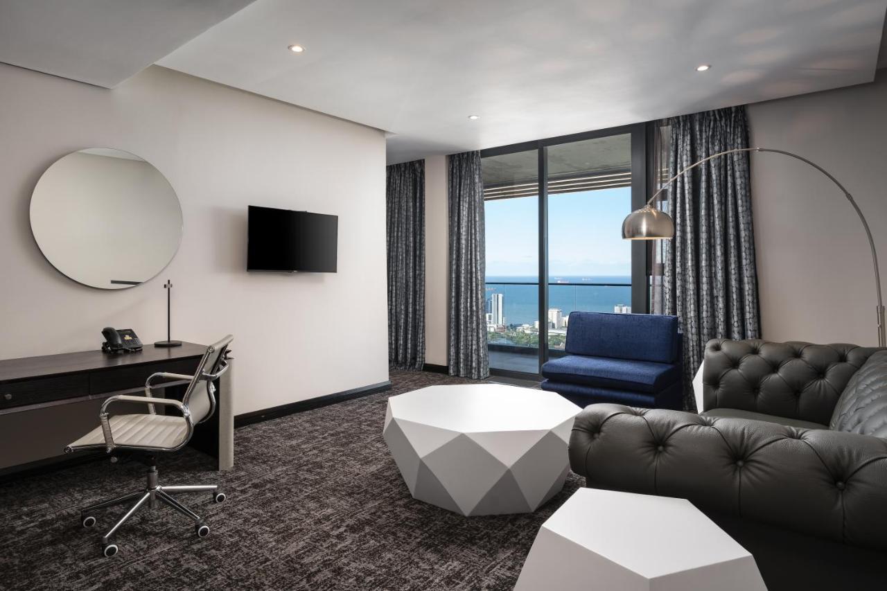 Premier Hotel Umhlanga Дърбан Екстериор снимка
